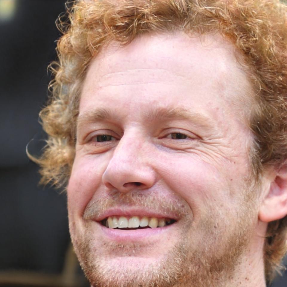 Portrait of Karim El-Rashid, Professional Gaming Instructor